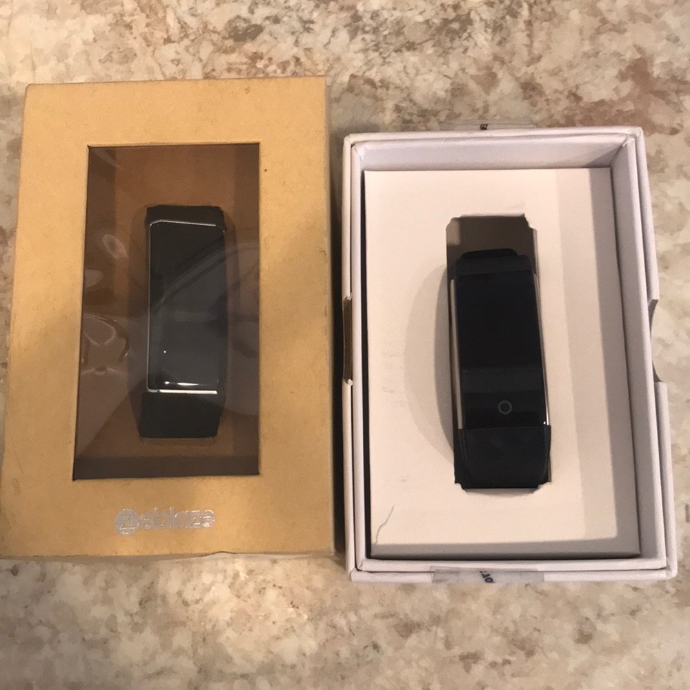 Fitness tracker bundle  🏃🏽